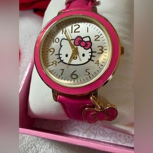 NEW Hello Kitty watch Sanrio Pink Official New in Box Gift For Her